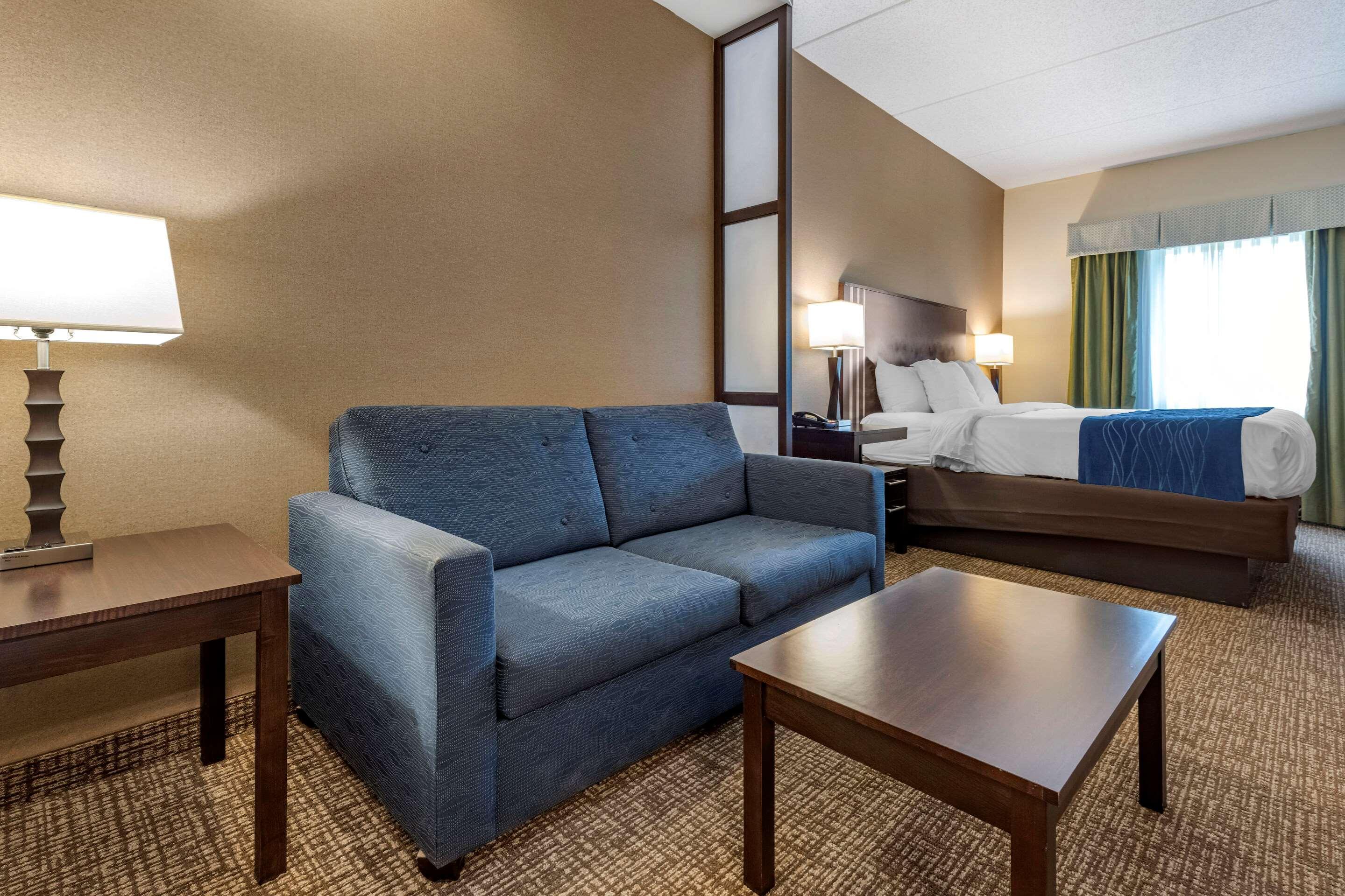 Comfort Inn & Suites Butler Extérieur photo